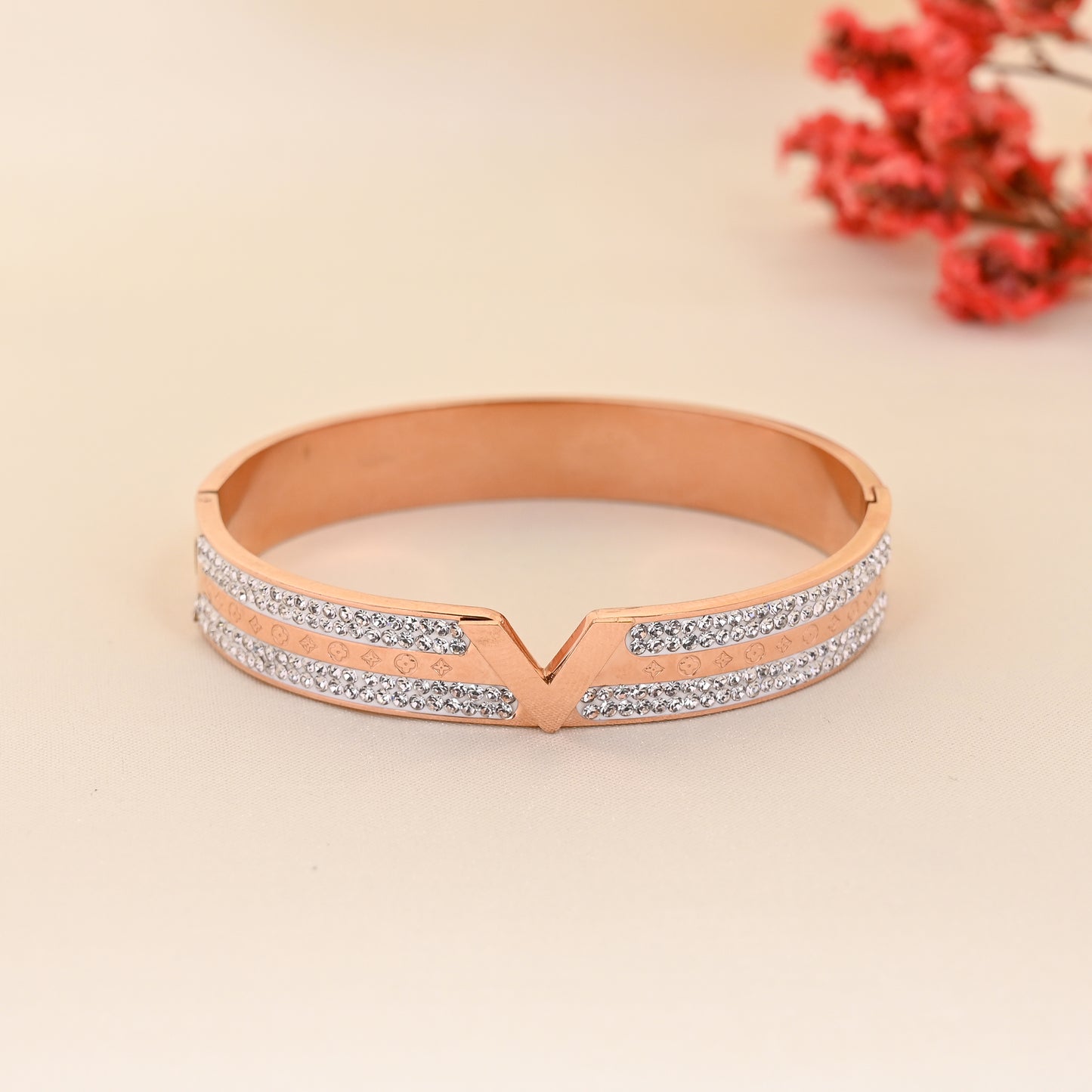 CKLAKART's Rose Gold Bracelet with V-Shaped Venus Vibe and Sparkling Stones