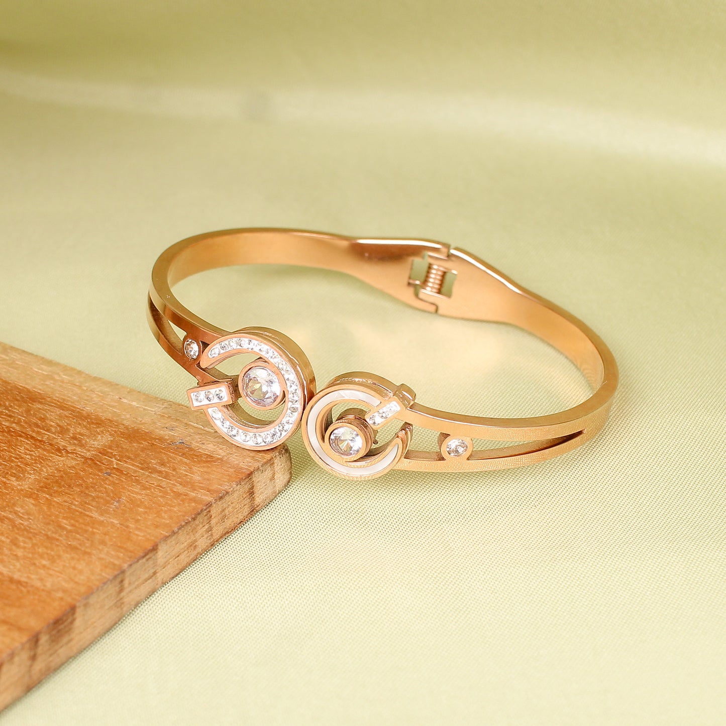 CKLAKART's Rose Gold Flow Bracelet with Glowing White Stone Detail, Anti-Tarnish