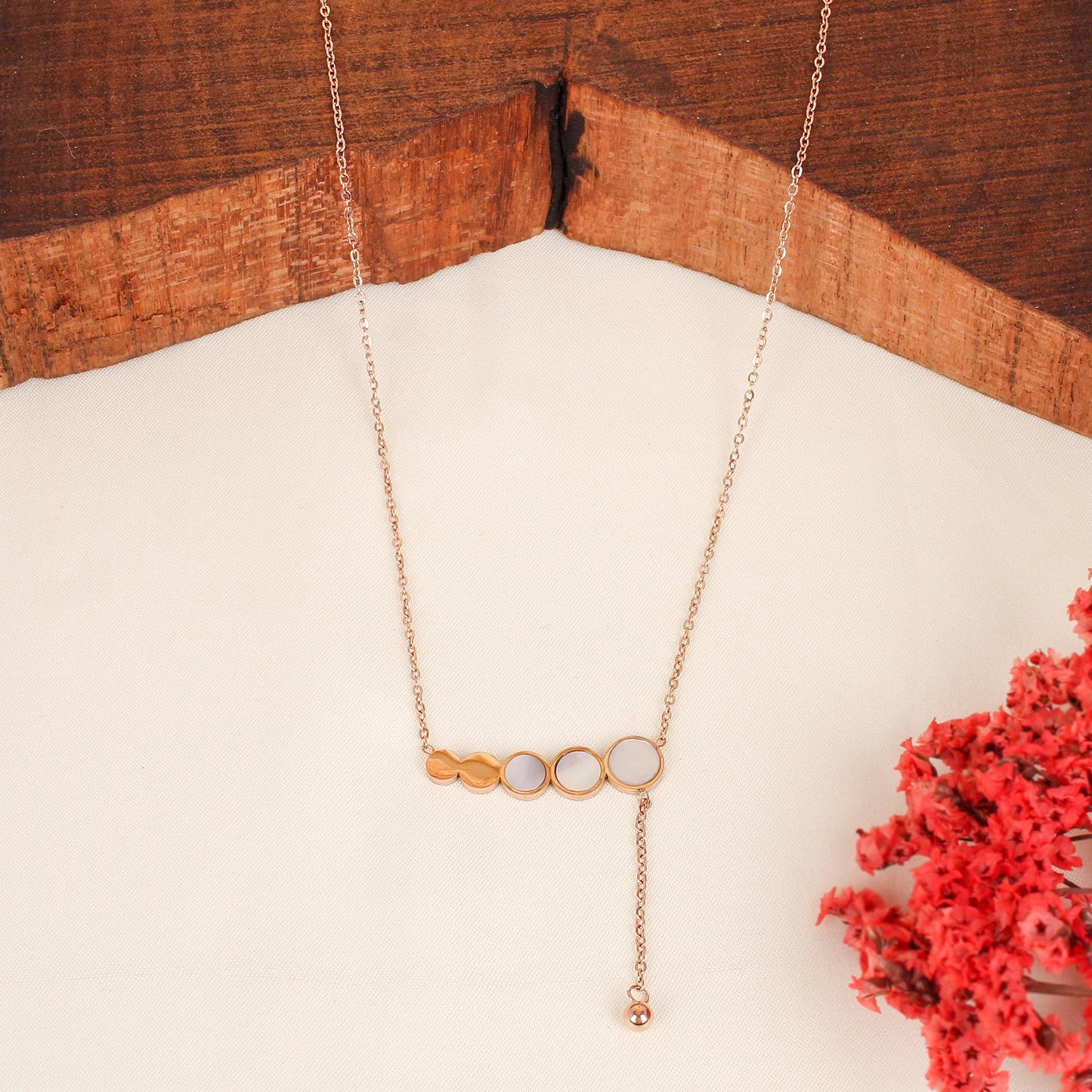 CKLAKART's Rose Gold Toned Chain Necklace with Loop Pendant
