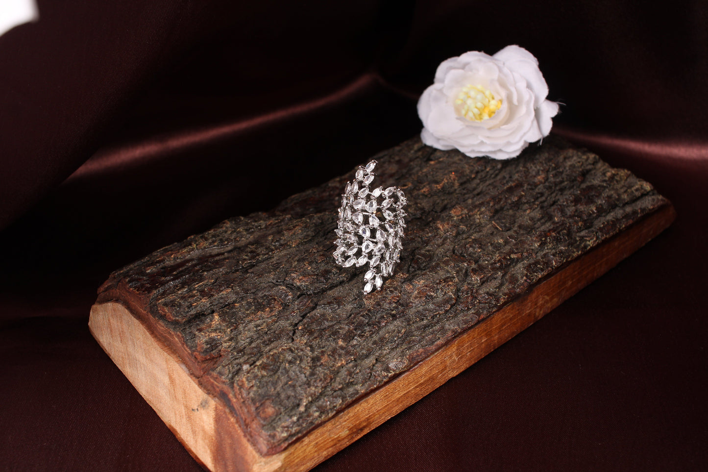 CKLAKART's Adjustable Silver-Tone Ring with Vintage Charm