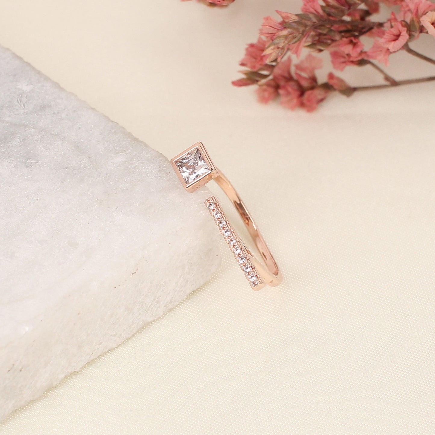 CKLAKART's T-Bar Ring with White Stone and Zircon