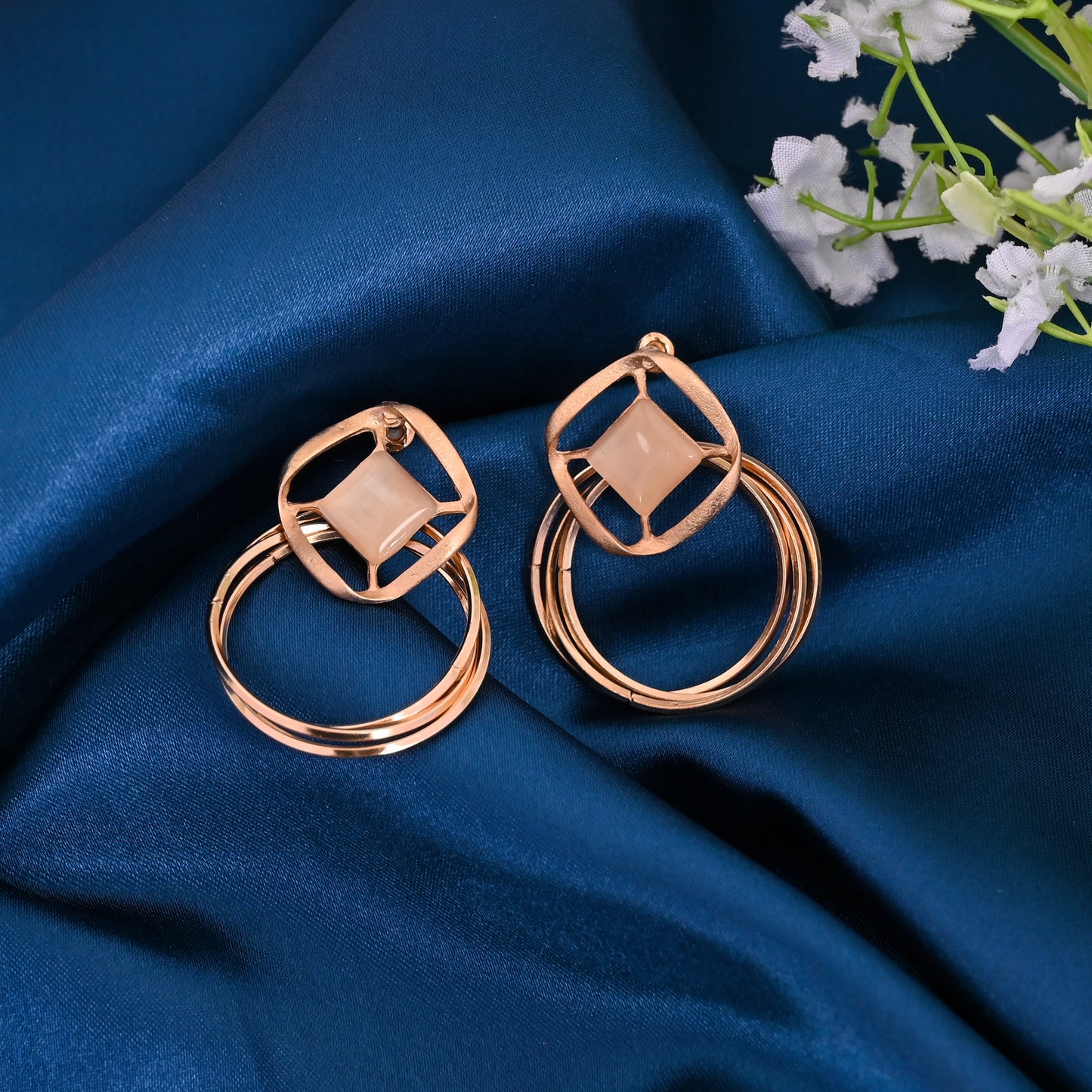 CKLAKART's Gold Geometric Shaped Dangle Earrings