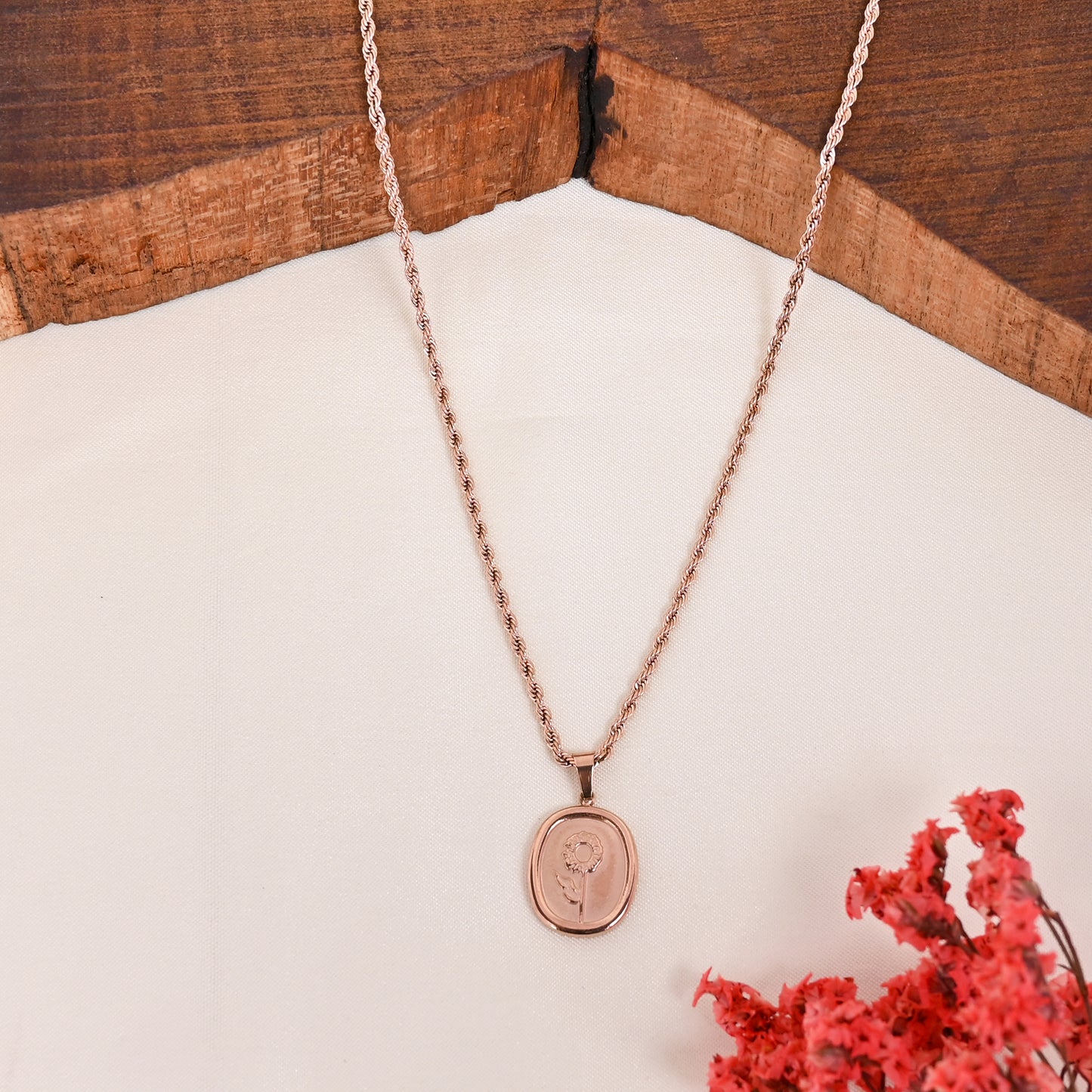 CKLAKART's Rose Gold Toned Solid Pendant Necklace