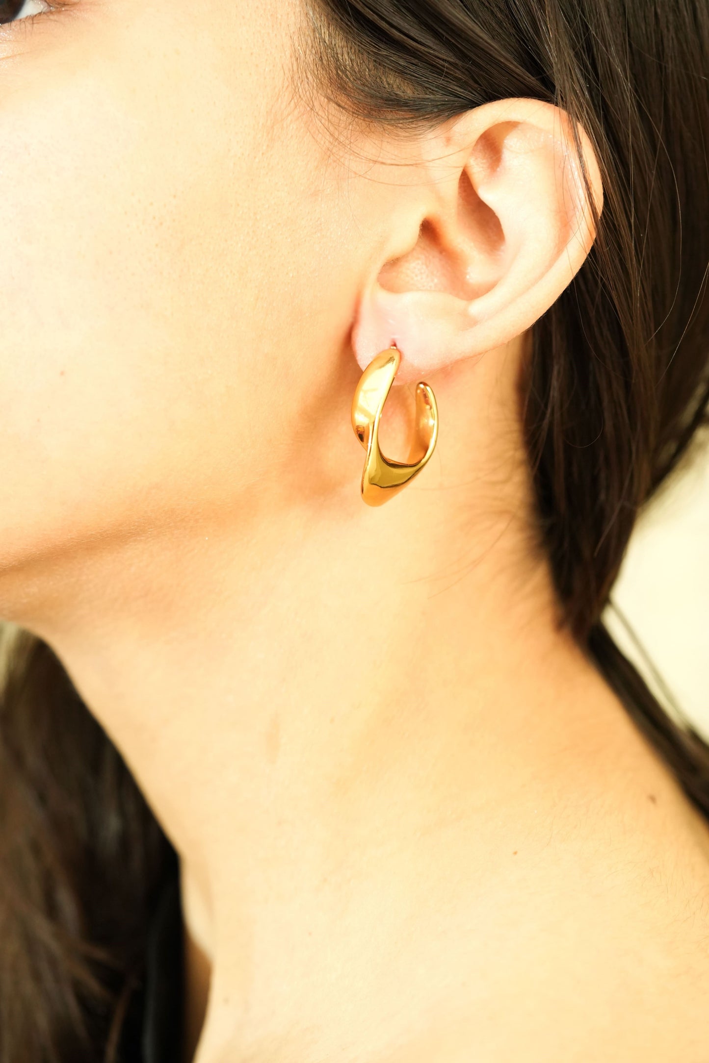 CKLAKART's Geometric Hoop Earrings in Gold Tone