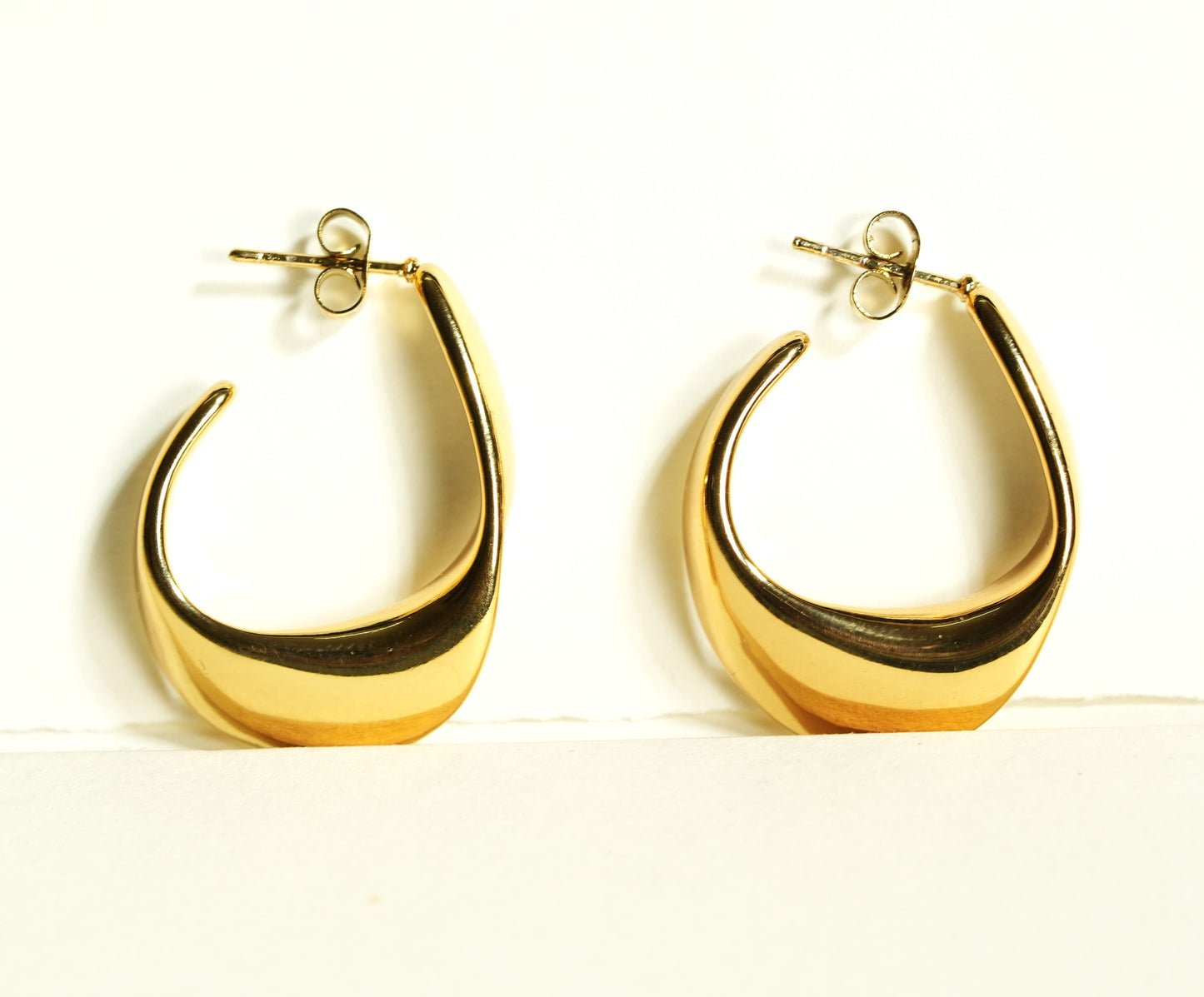 CKLAKART's Geometric Hoop Earrings in Gold Tone