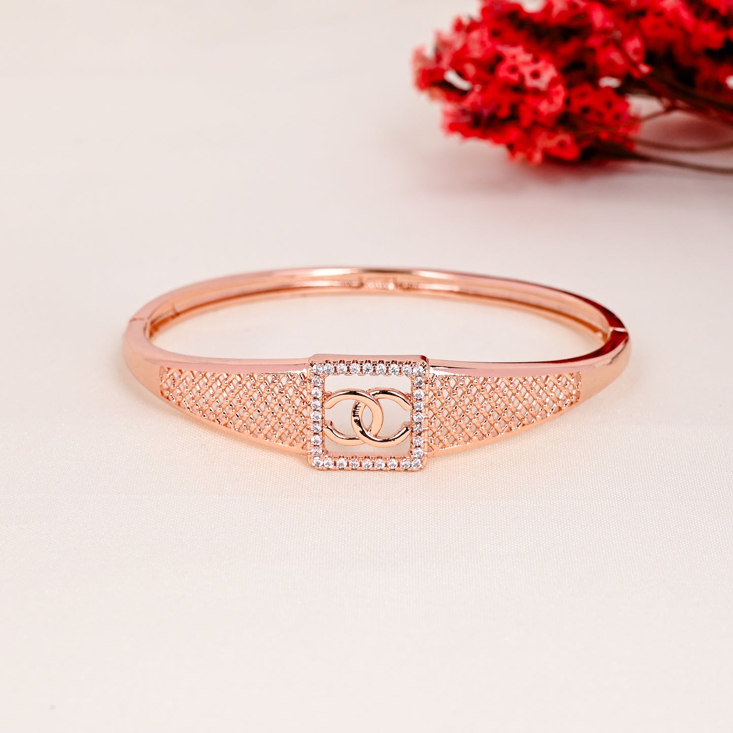 CKLAKART's Anti-Tarnish Rose Gold Bracelet and Ring with Gleaming Stones