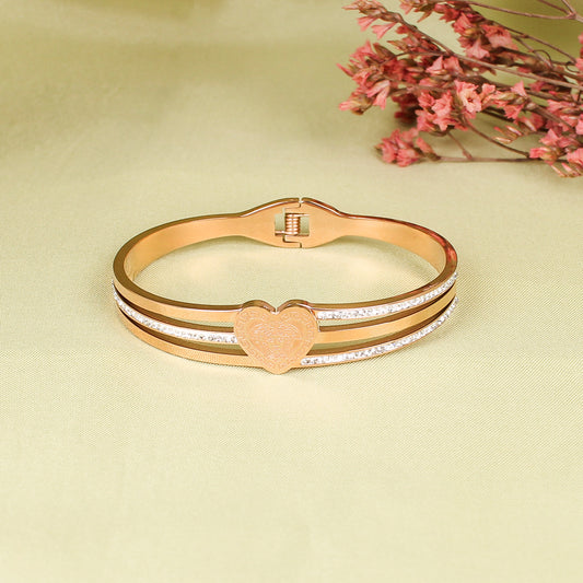 CKLAKART's Heart-Shaped Rose Gold Bracelet with Sparkling Stones