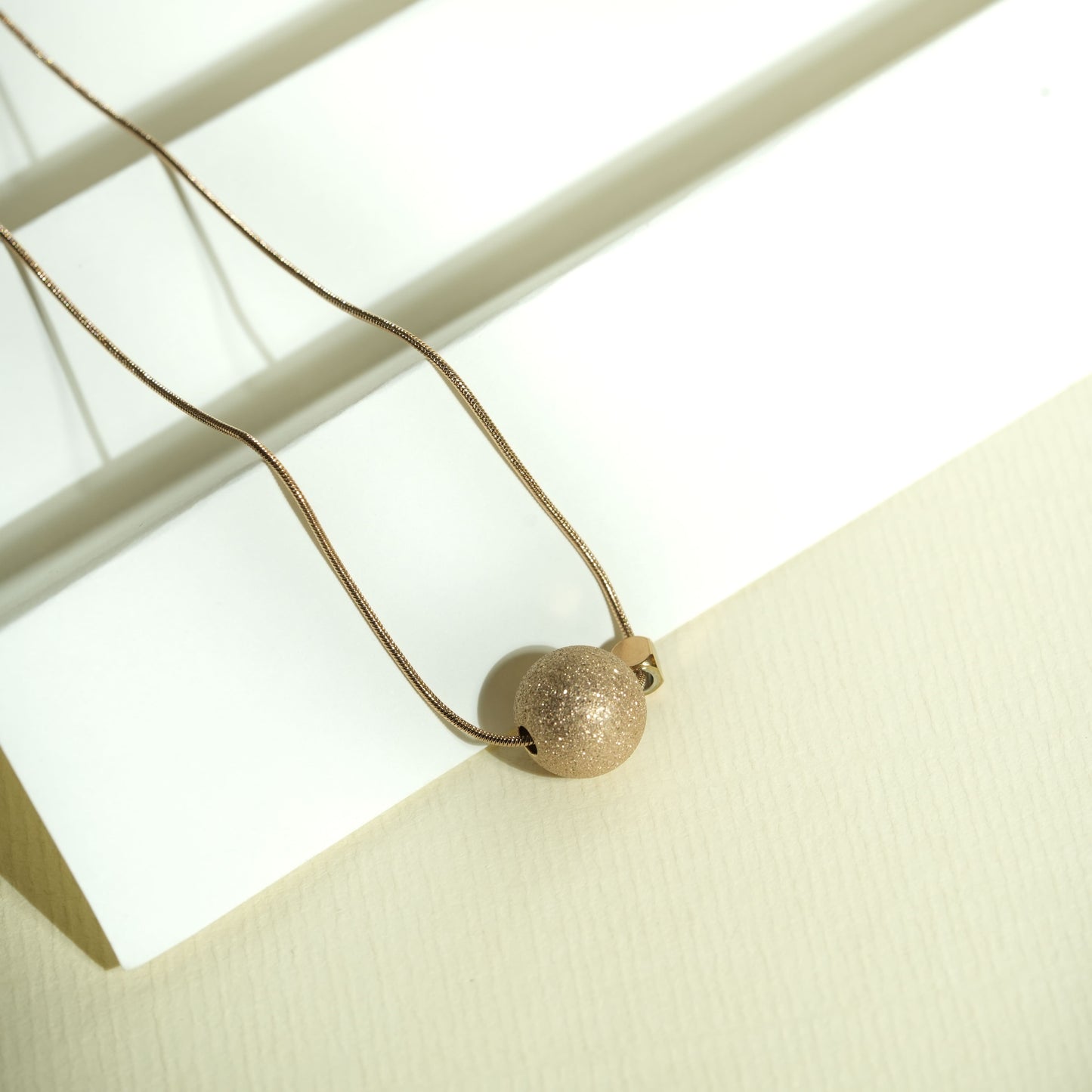 CKLAKART's Anti-Tarnish Rose Gold Necklace with Geometric Pendant