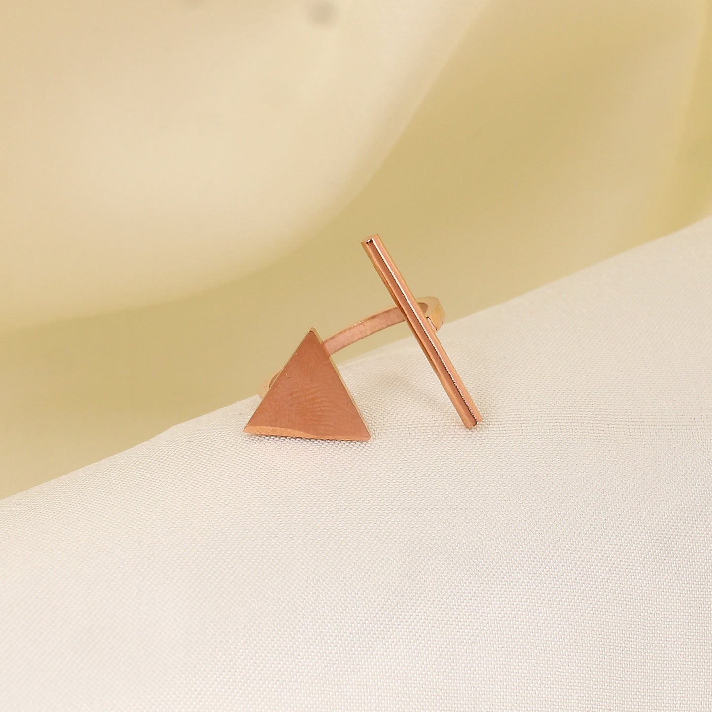 CKLAKART's Whispering Shapes Anti-Tarnish Rose Gold Geometric Ring