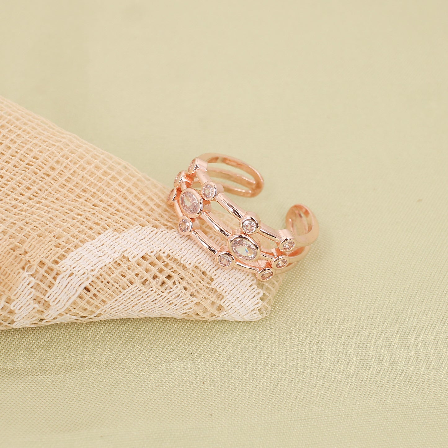 CKLAKART's Band-Shaped White Stone Rose Gold Adjustable Ring