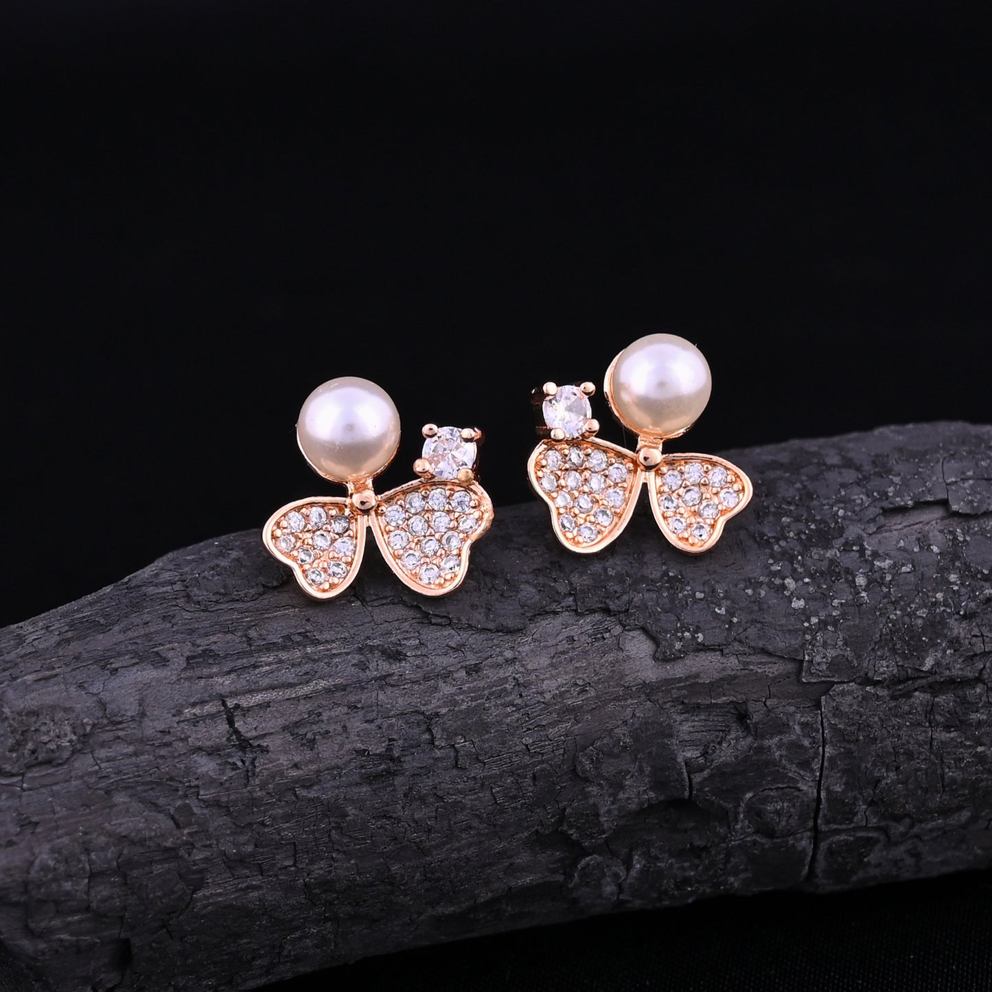 CKLAKART's Trendy Wings Rose Gold & Pearl Earrings for a Modern Muse